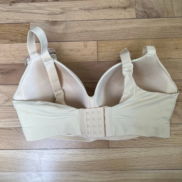 Elegant Cream Wireless Bra - Picture 8 of 14